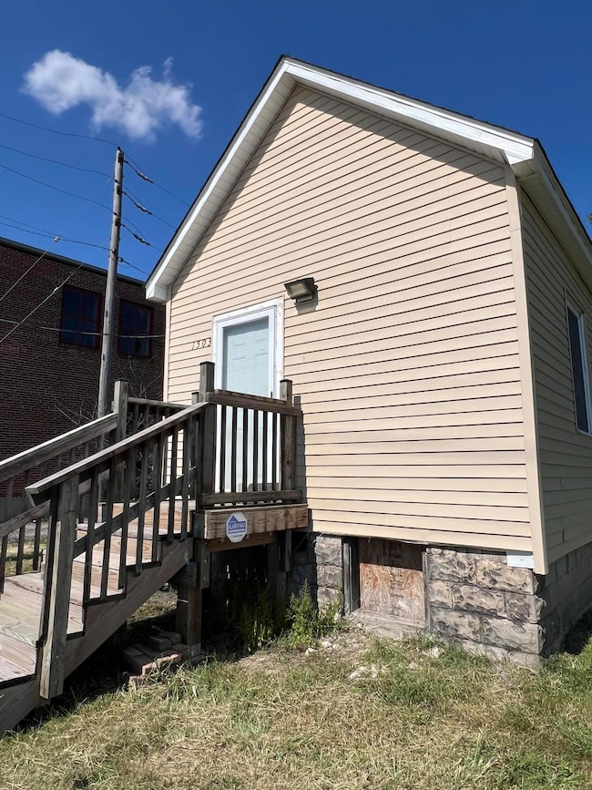 1503 Summer St, Hammond, IN 46320 - photo 3