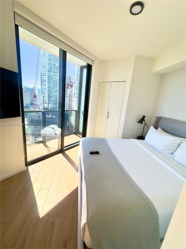 The Elser unit 2114, Miami, FL 33132 - photo 6