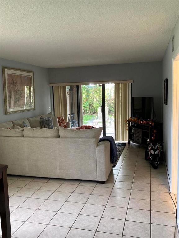 5937 Forest Hill Blvd unit 101, West Palm Beach, FL 33415 - photo 5