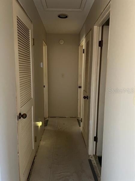 hallway to bedrooms