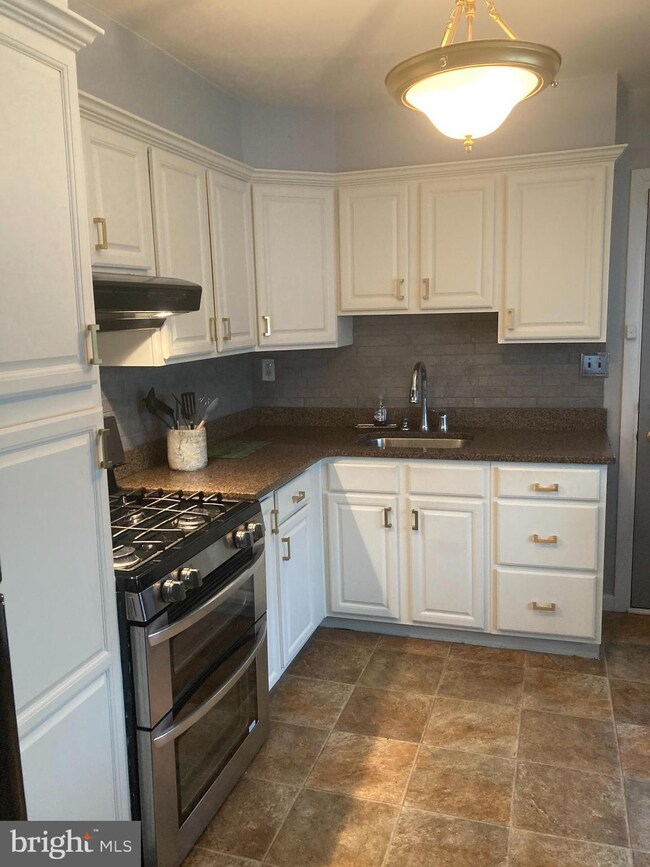 402 E Evesham Ave, Magnolia, NJ 08049 - photo 6