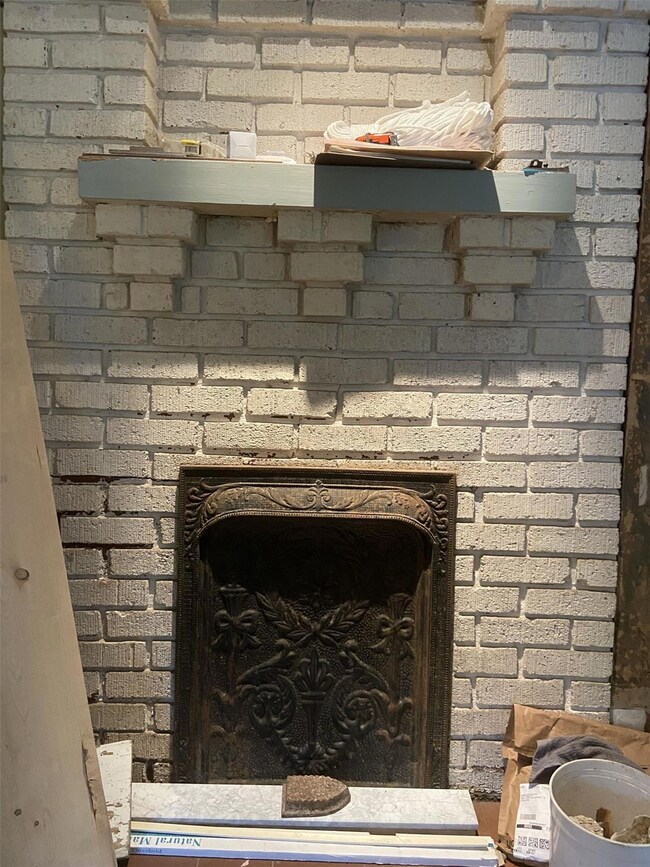 416 W Grand St, Whitewright, TX 75491 - photo 6