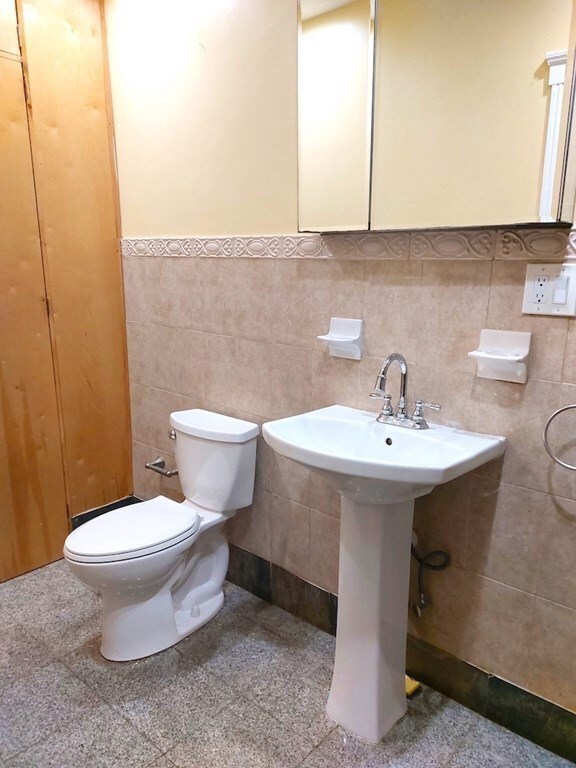 282 Walnut Ave unit 4, Roxbury, MA 02119 - photo 4