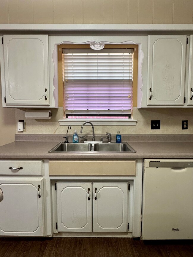 1366 Smith Rd, Duncan, OK 73533 - photo 7