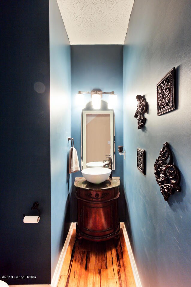 8908 Adams Run Ct, Louisville, KY 40228 - photo 4