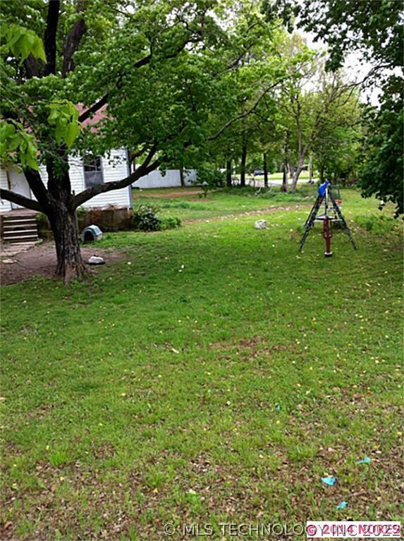 411 S Muskogee Ave, Tahlequah, OK 74464 - photo 2