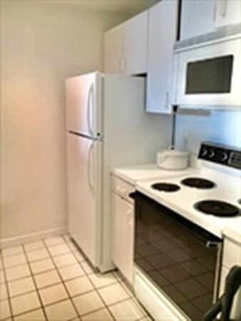 Bay Square unit 511, Cambridge, MA 02139 - photo 5