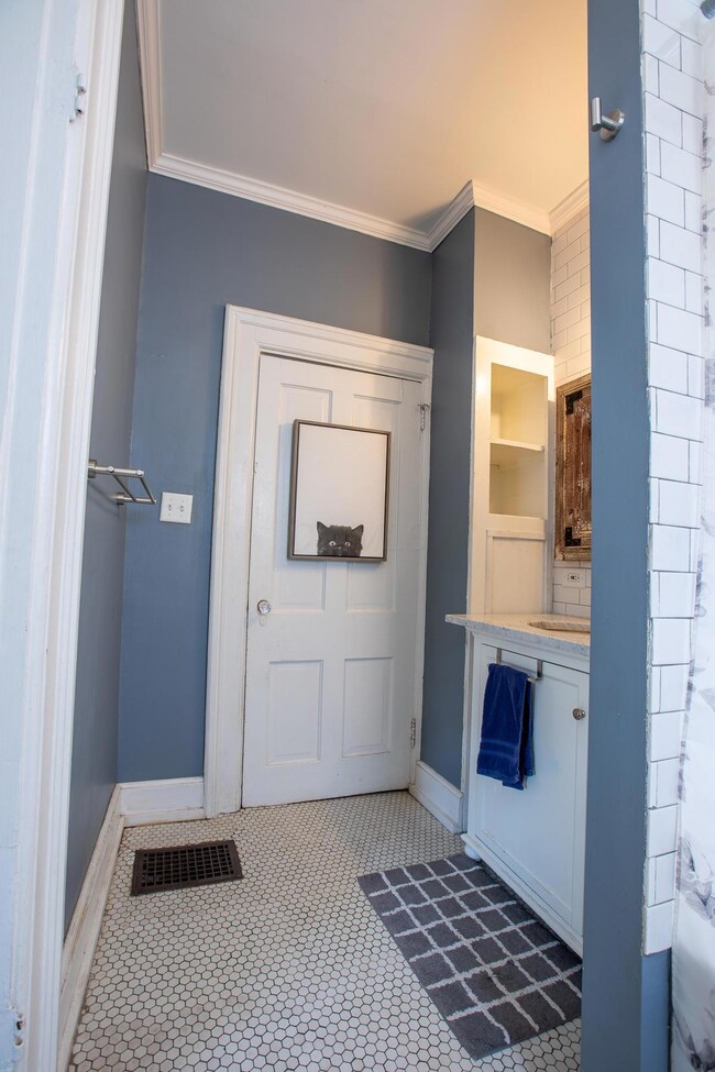 40 Winner Ave unit 42, Columbus, OH 43203 - photo 5