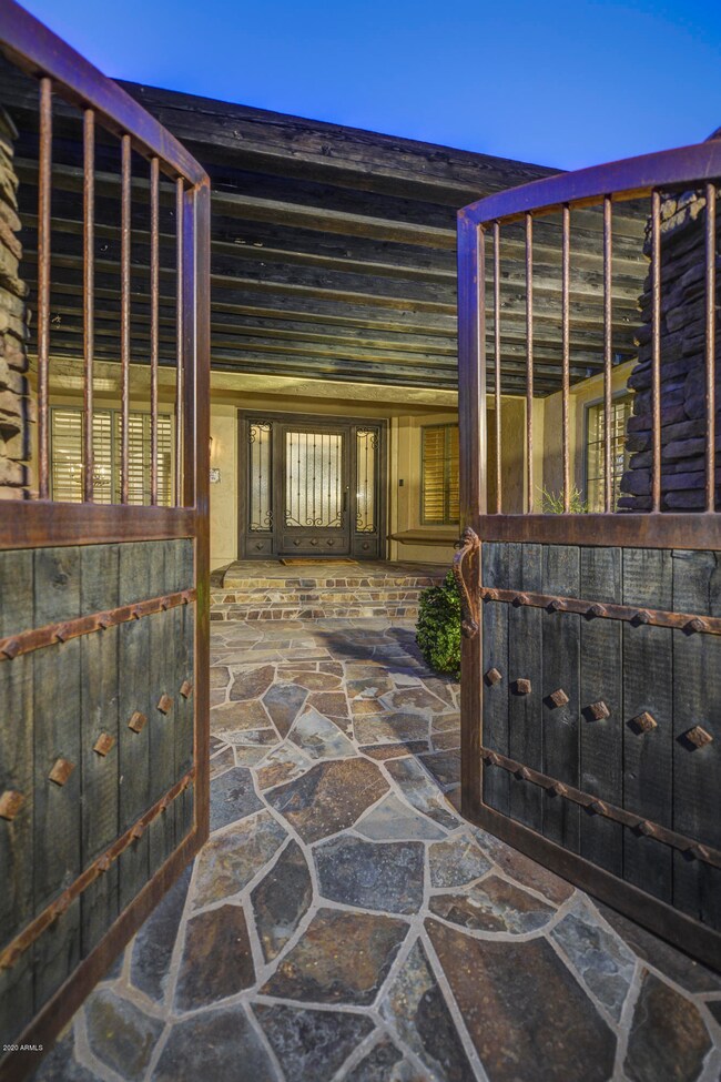 004_Courtyard Entry