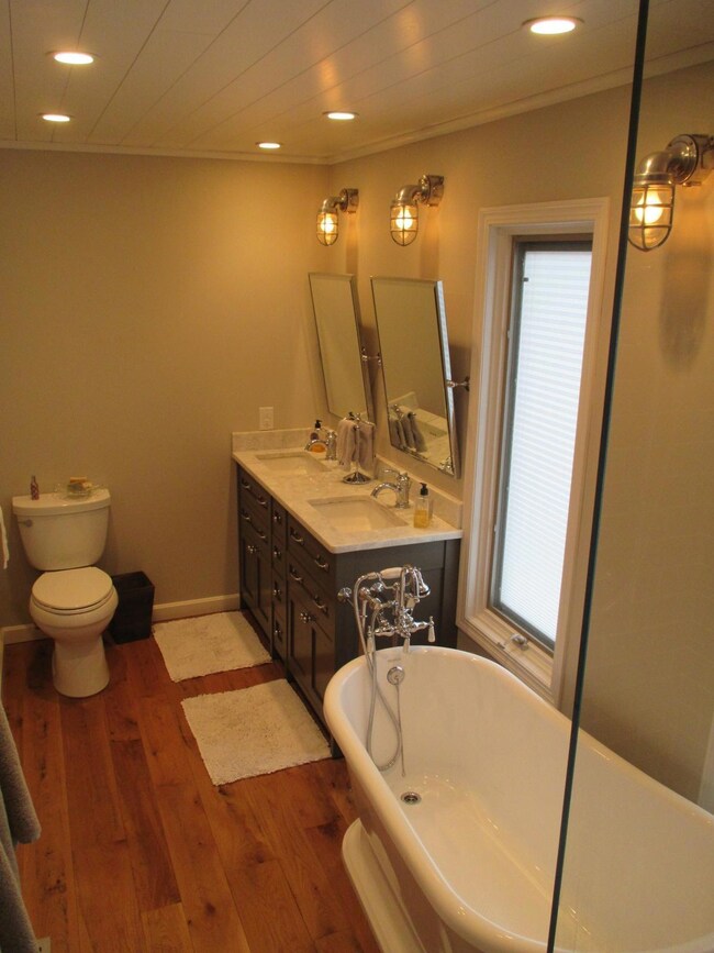 Owner's Bath