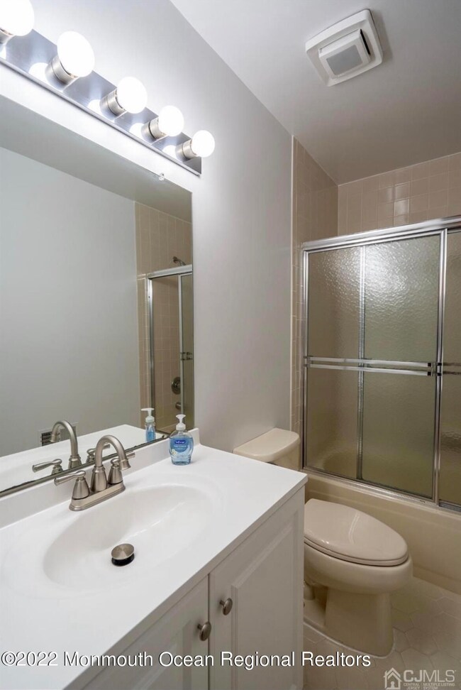 2A Spaulding Dr, Middlesex, NJ 08846 - photo 6