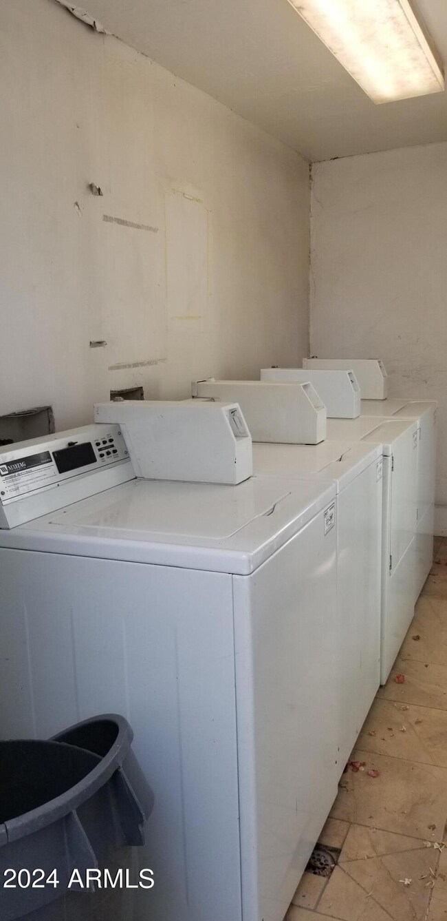 96 W Cypress St unit 6, Phoenix, AZ 85003 - photo 7