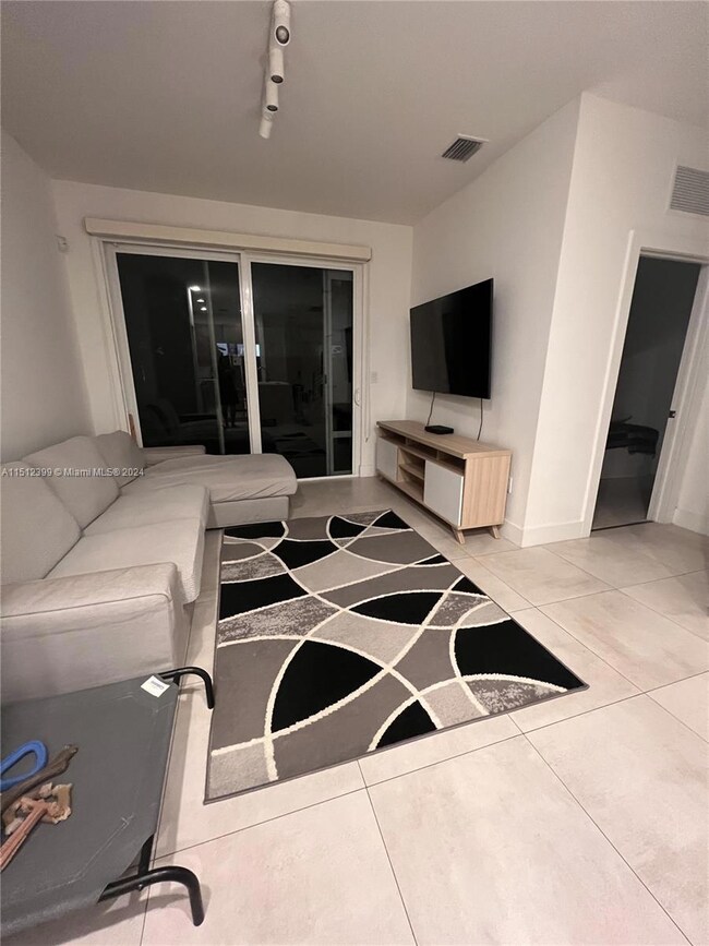 10243 NW 72nd St, Doral, FL 33178 - photo 3