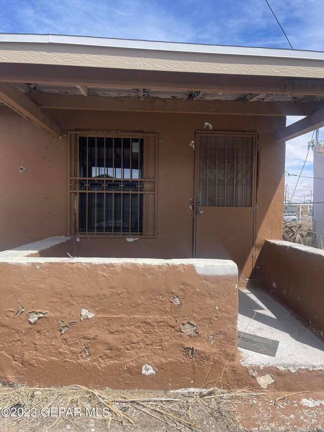 3922 1/2 Mountain Ave, El Paso, TX 79930 - photo 6
