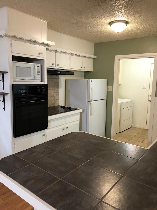 3020 45th St, Lubbock, TX 79413 - photo 6