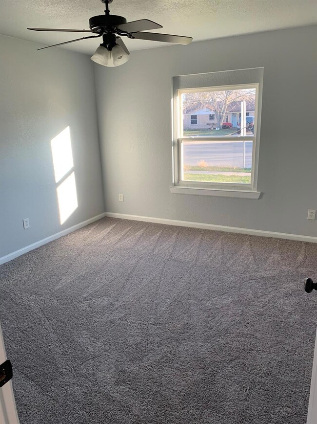 439 S 4th St, Wylie, TX 75098 - photo 6