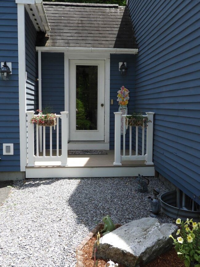 413 Tanglewood Dr, Henniker, NH 03242 - photo 2