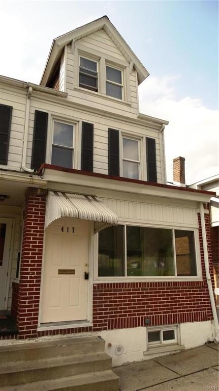Wrapped in Siding and No Maintenance Trim