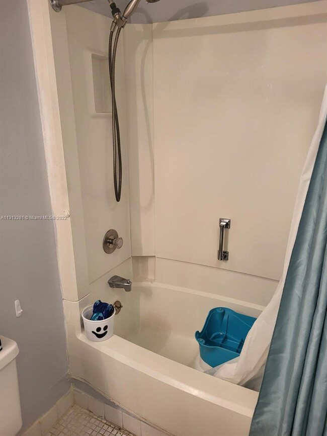 14221 N Kendall Dr unit 309C, Miami, FL 33186 - photo 7