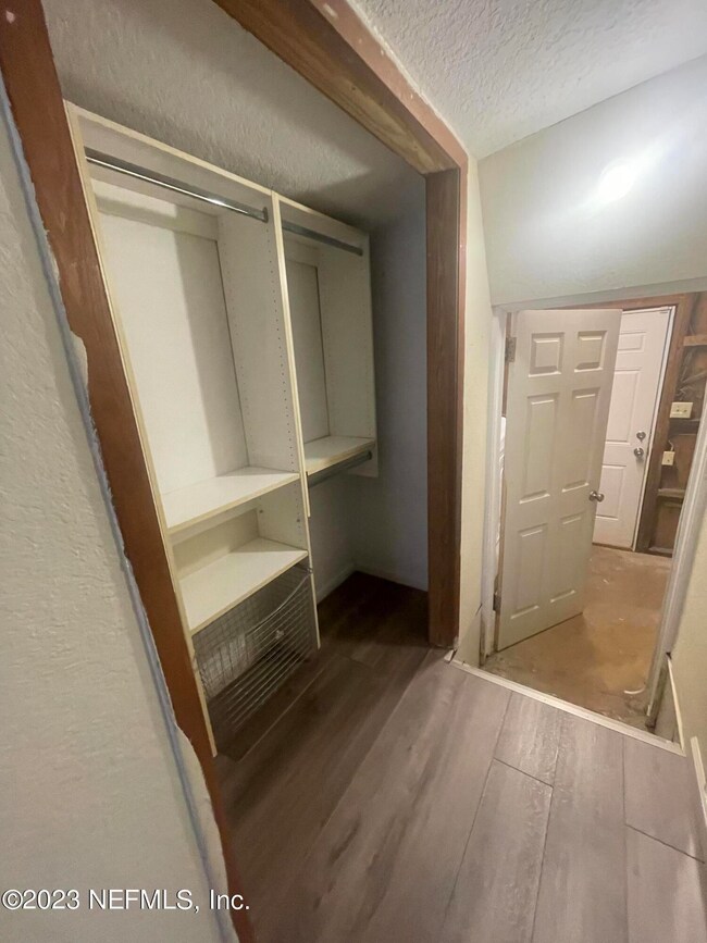 1300 Hamilton St, Jacksonville, FL 32205 - photo 4