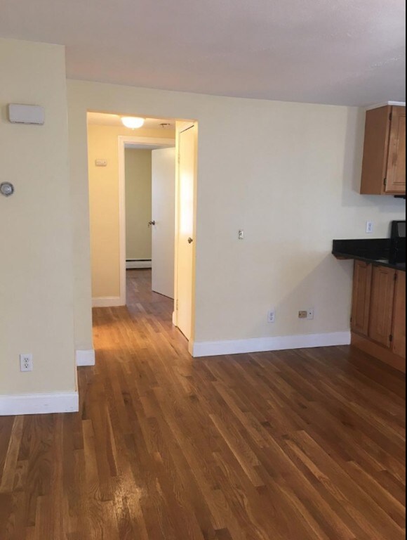 8 Avon St unit 12, Somerville, MA 02143 - photo 4