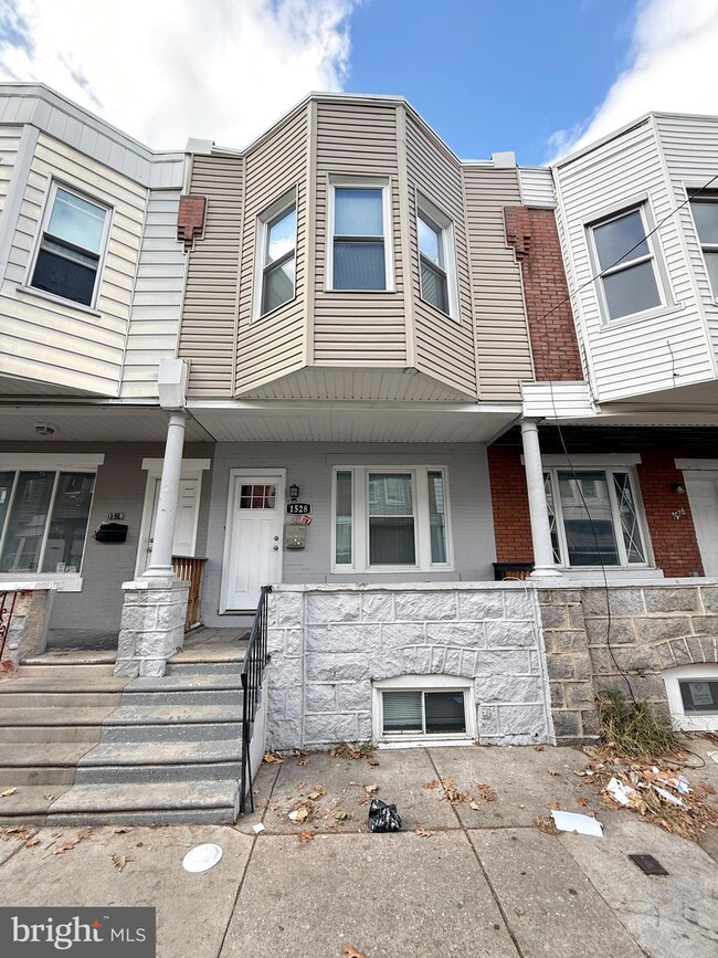 1528 S Etting St, Philadelphia, PA 19146 - photo 2