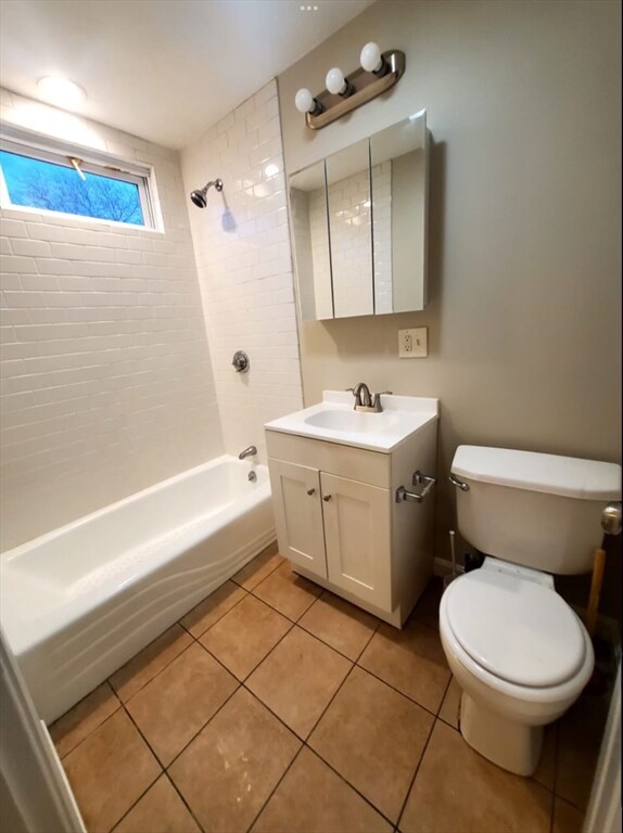 7 Irwin St, Winthrop, MA 02152 - photo 6