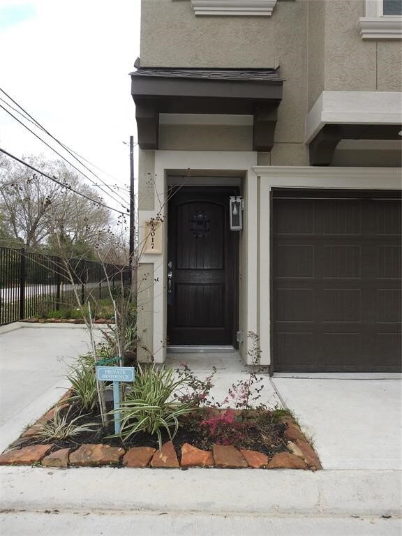 2017 Paul Quinn St, Houston, TX 77091 - photo 2