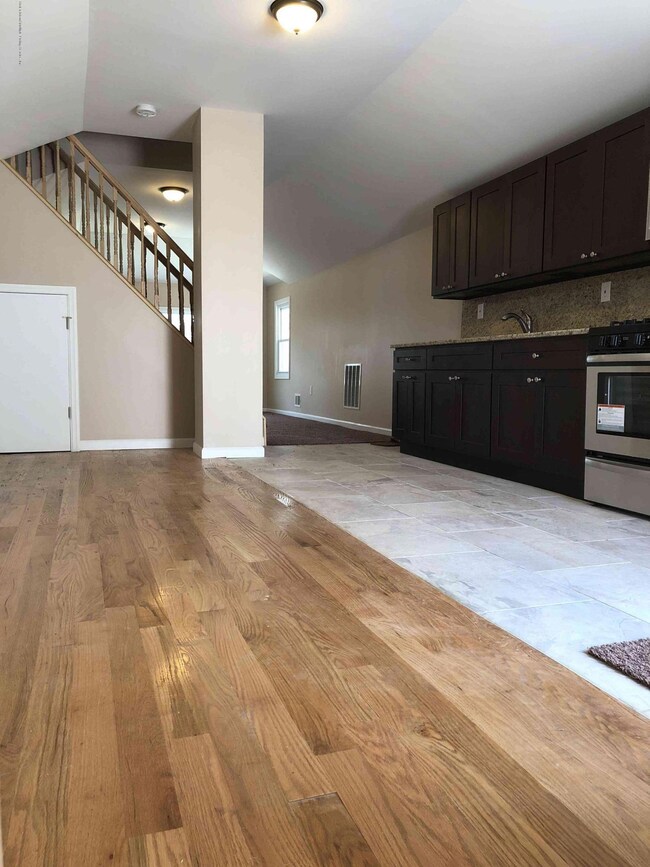 11 wavecrest ave (12)_compressed