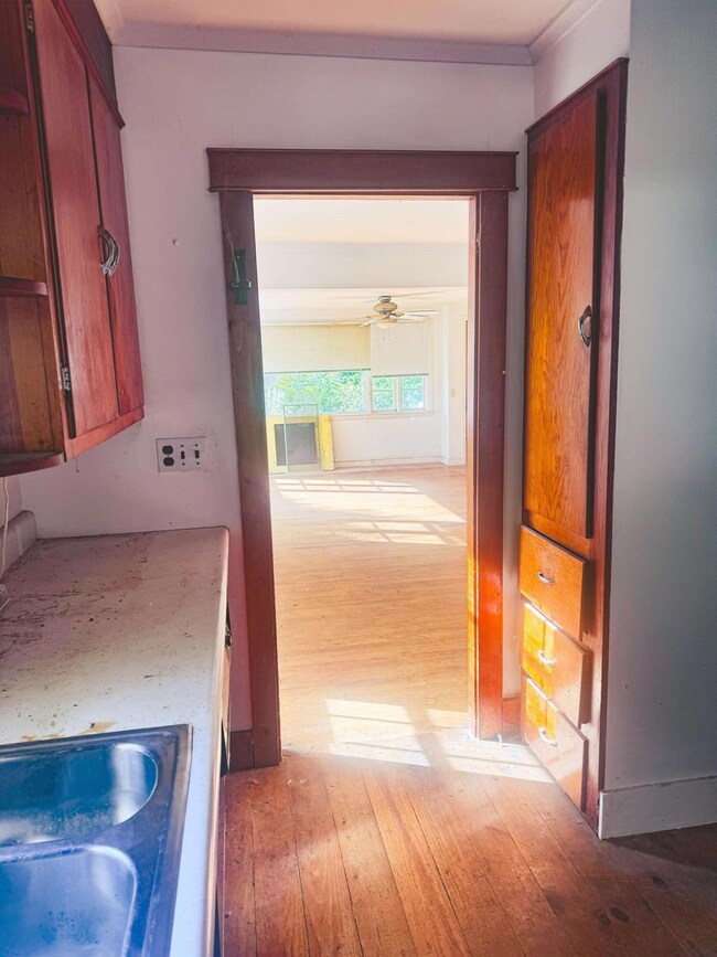 33 Willow St, Bath, ME 04530 - photo 6