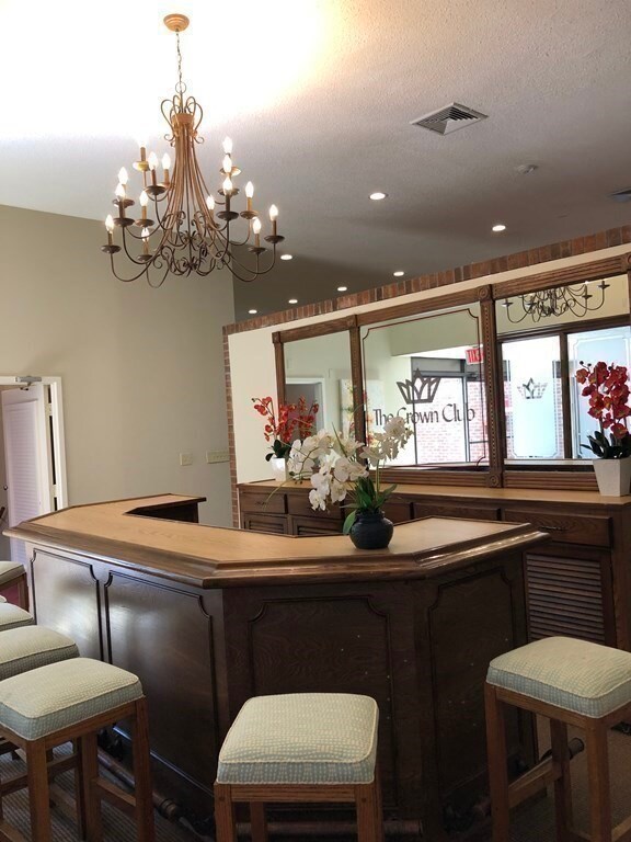 402 Paradise Rd unit PH-Q, Swampscott, MA 01907 - photo 5