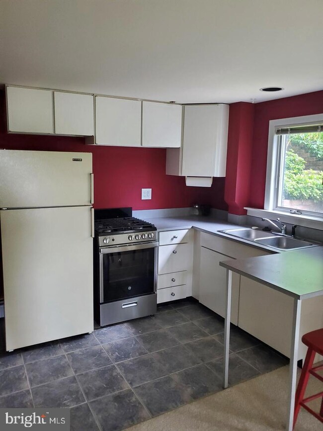 106 Trailing Ivy Ln, Severna Park, MD 21146 - photo 5