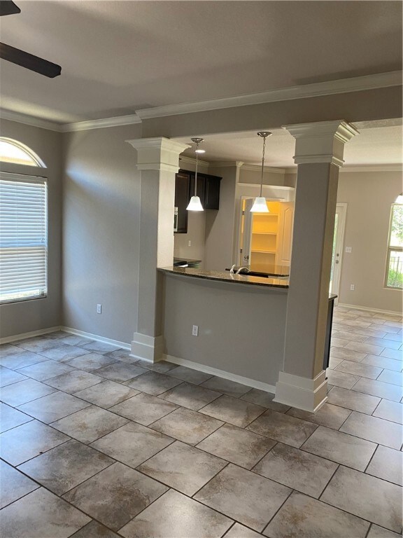 Kitchen bar