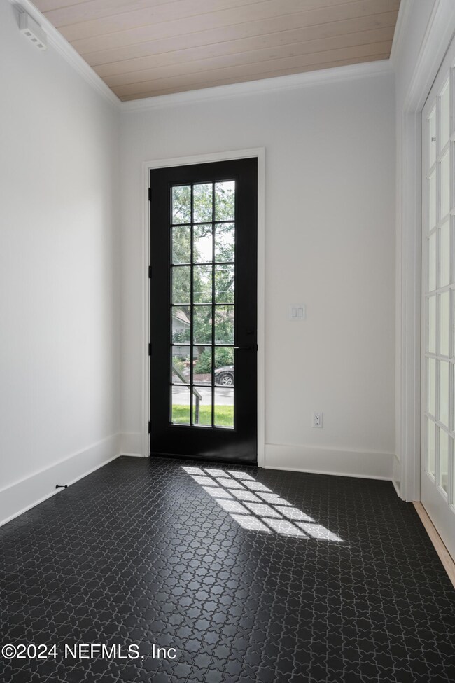 3847 Boone Park Ave, Jacksonville, FL 32205 - photo 4