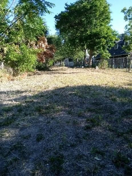 508 W Avenue B, Robstown, TX 78380 - photo 3