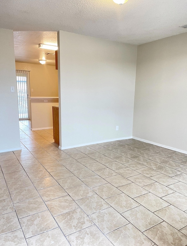 4016 Moonlight Ave unit B, El Paso, TX 79904 - photo 3