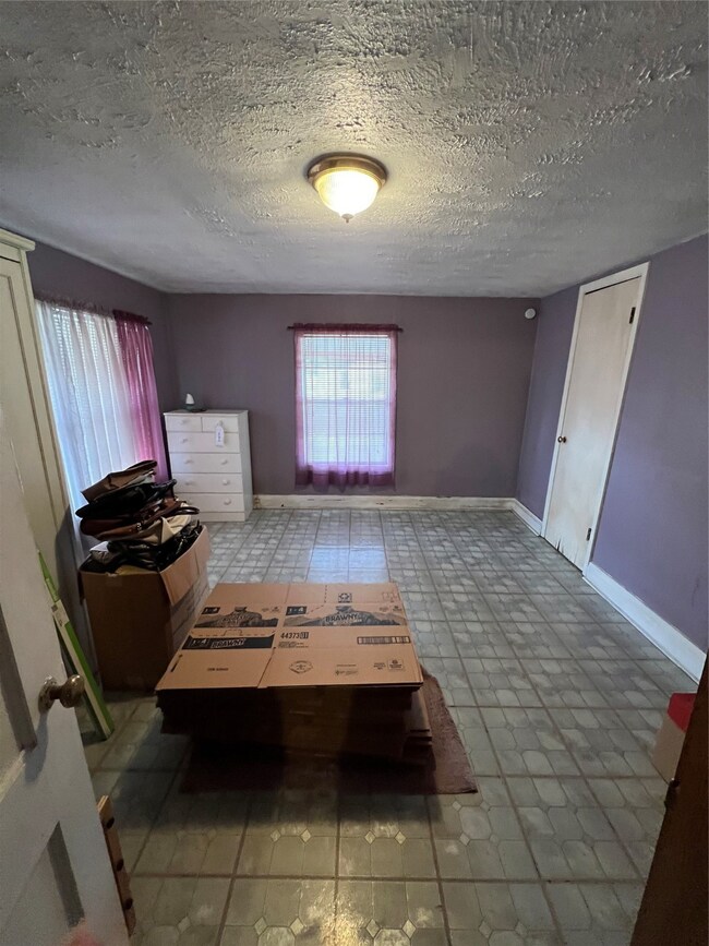 6317 Hirsch Rd, Houston, TX 77026 - photo 4