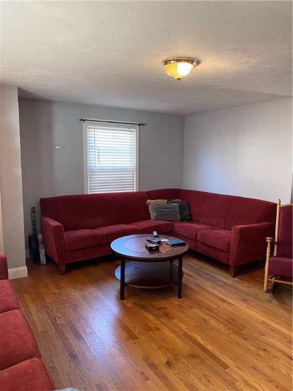 112 Worcester Ave, Riverside, RI 02915 - photo 5