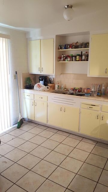 12238 Kitchen