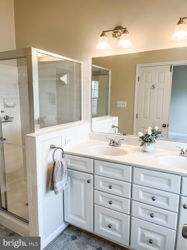 6637 Roderick Loop, Gainesville, VA 20155 - photo 4