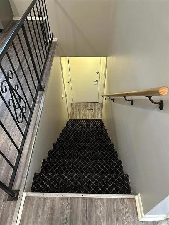 8404 Sterling Ave, Raytown, MO 64138 - photo 5