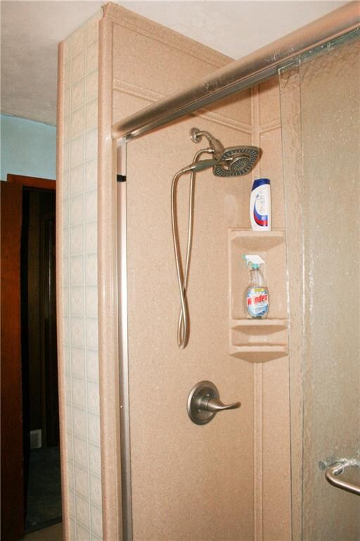 231 E Clay St, Osceola, IA 50213 - photo 6