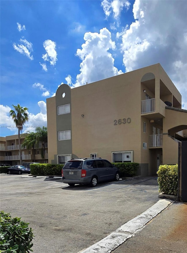 2630 W 76th St unit 201, Hialeah, FL 33016 - photo 4