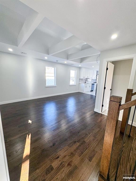 17 Warren St unit 2, Bergenfield, NJ 07621 - photo 4