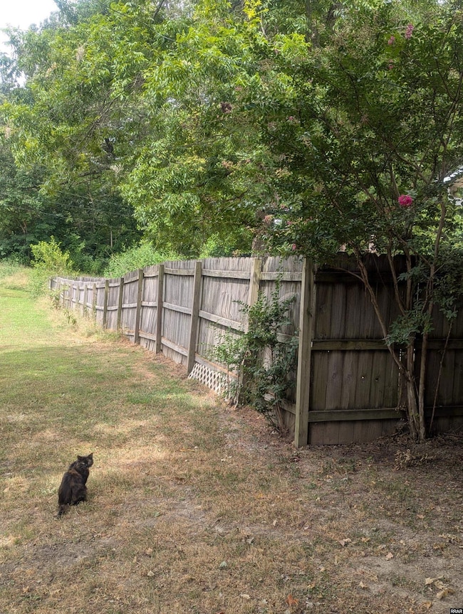 416 N Mccombs St, Martin, TN 38237 - photo 4