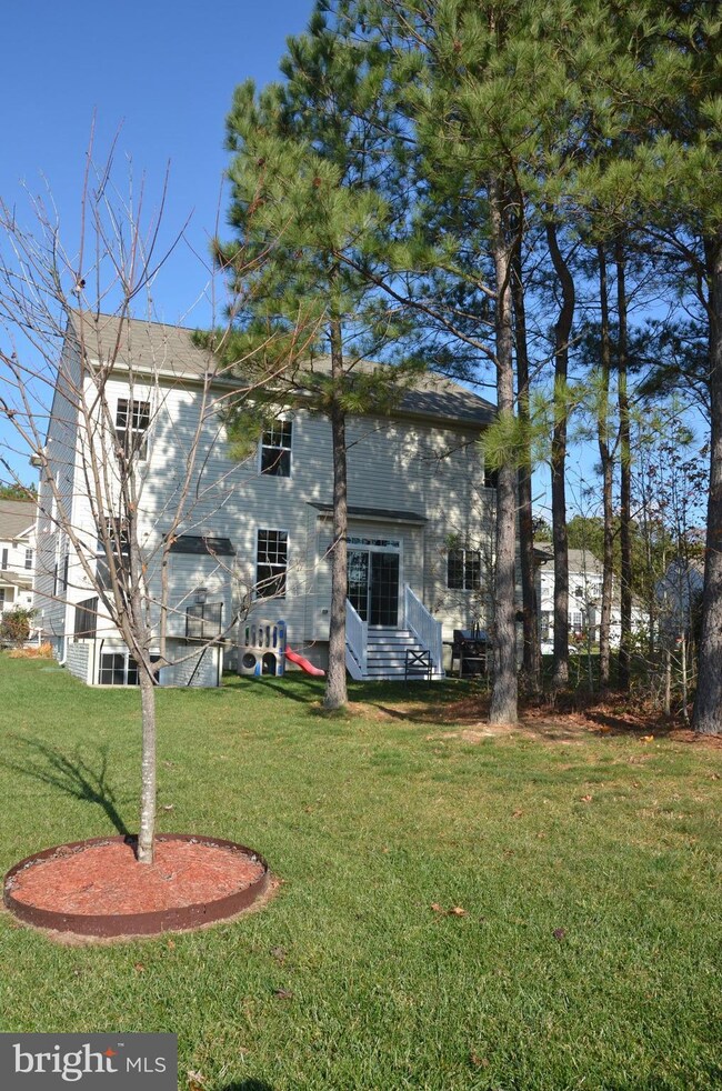 43669 Wild Iris St, California, MD 20619 - photo 2