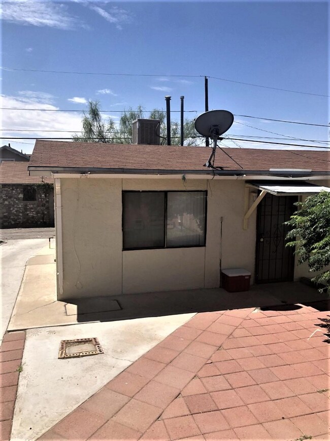 2818 Savannah Ave unit A, B, C, El Paso, TX 79930 - photo 6