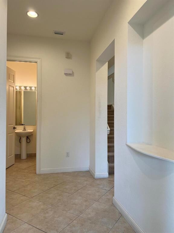 669 Pacific Grove Dr unit 4, West Palm Beach, FL 33401 - photo 5