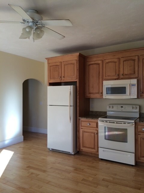 118 Carrington Ave, Woonsocket, RI 02895 - photo 7