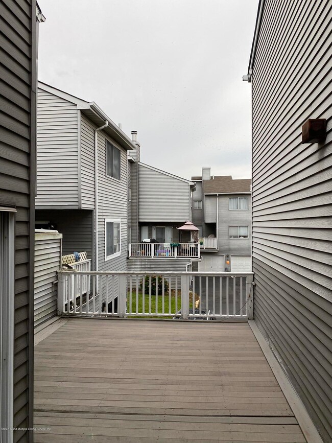 50 Farragut Ave unit 59, Staten Island, NY 10303 - photo 7